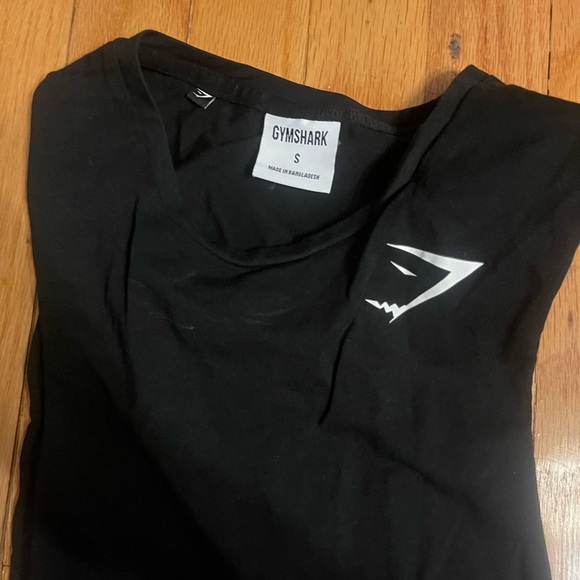 Lot of 2, gym shark tank top and drop arm tank top - Picture 3 of 5